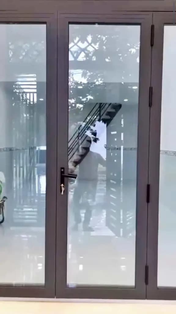 Main-Bán nhà đẹp xã Bà Điểm, trệt lửng BTCT 3PN, giá 3,2 Tỷ-1