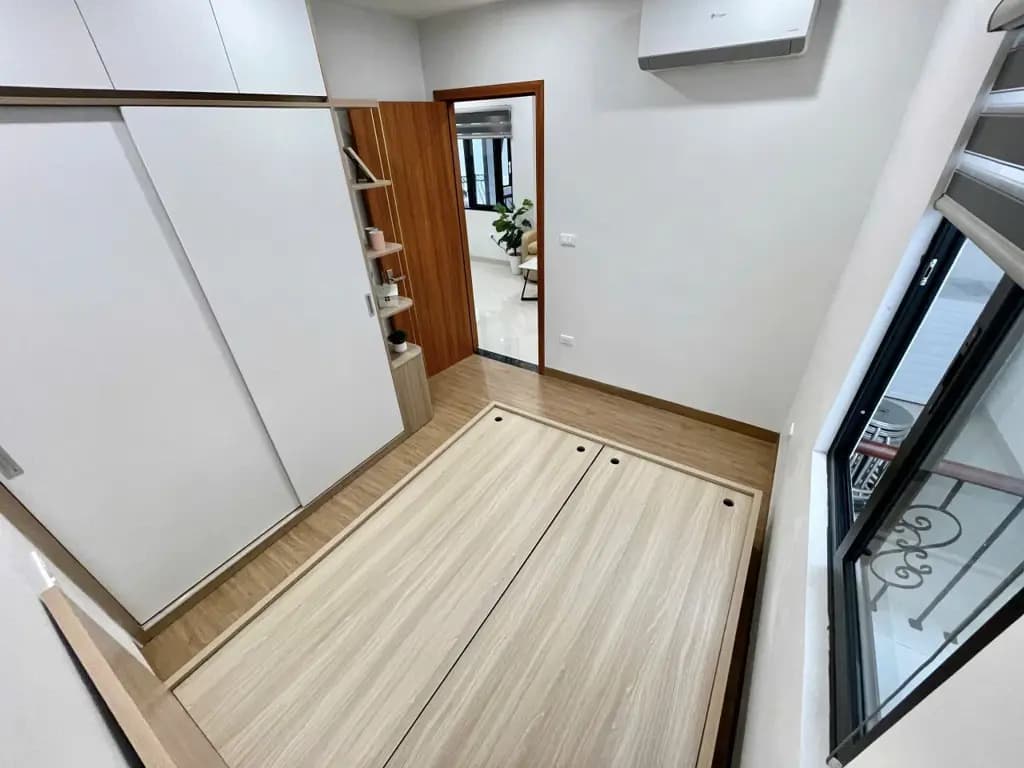 Main-Cho Thuê 2Pn Full đồ cao cấp ban công thoáng sáng tại 153 Thanh Nhàn, HBT-3