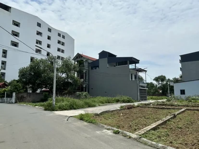 Bán 80m2 Giá 2,1 Tỷ Cách Đại Học FPT Hòa Lạc 1,8km