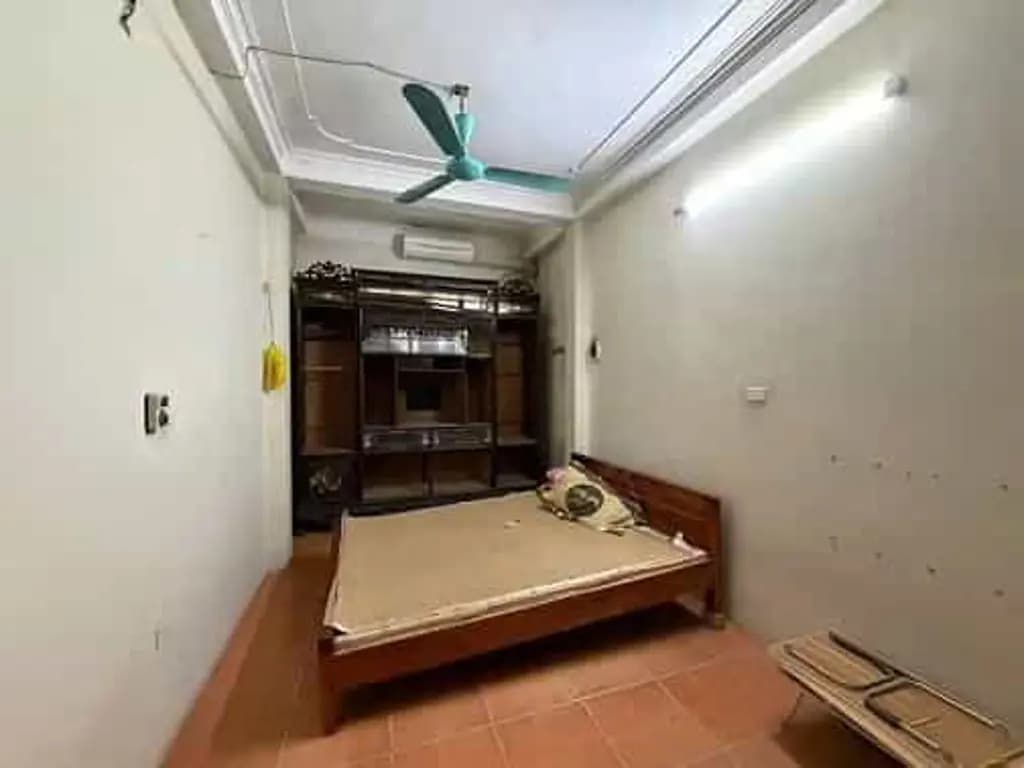 Main-Chính chủ cho thuê nhà 3.5 tầng mặt phố 526 Quang Trung, Hà Đông, HN; 0978 775 807-3