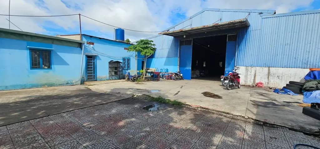 Main-CHO THUÊ NHÀ XƯỞNG NẰM PHƯỜNG THỚI AN QUẬN 12. DT: 1000M GIÁ 60 TRIÊU/THÁNG LH: 0908561228-0