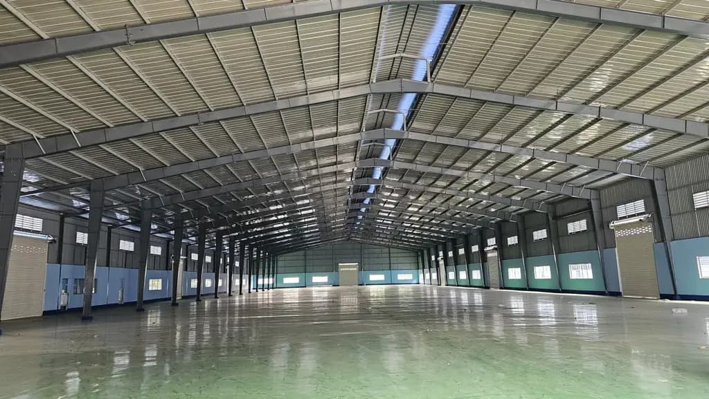 Main-Cho thuê, nhà xưởng 5000m² giá 300 triệu/ tháng tại khu công nghiêp tân bình Huyện Bàu Bàng Bình Dương lh: 0908561228-1