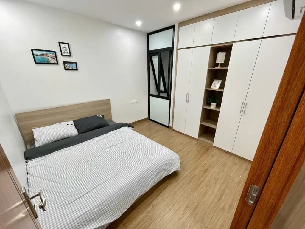 Main-Cho Thuê 2Pn Full đồ cao cấp ban công thoáng sáng tại 153 Thanh Nhàn, HBT-2