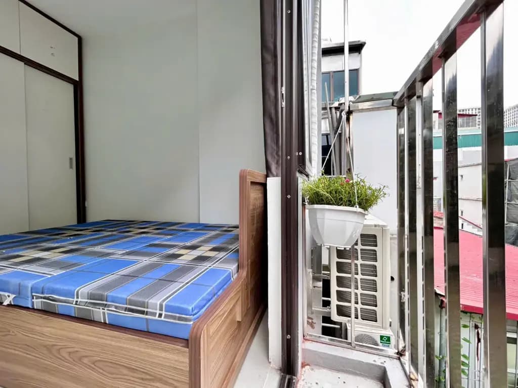 Main-Cho Thuê 2Pn Full đồ cao cấp ban công thoáng sáng tại 153 Thanh Nhàn, HBT-4