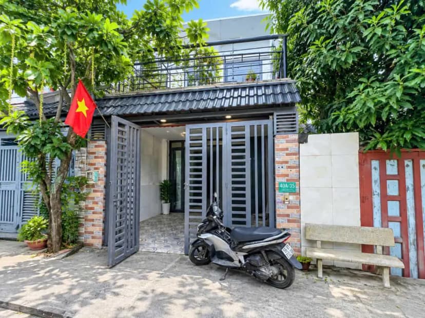 Bán nhà gần ngã tư Lê Thị Hà & Song Hành, HXH 1 sẹc nhựa, KT4x18 2 tầng, giá 3,5 Tỷ