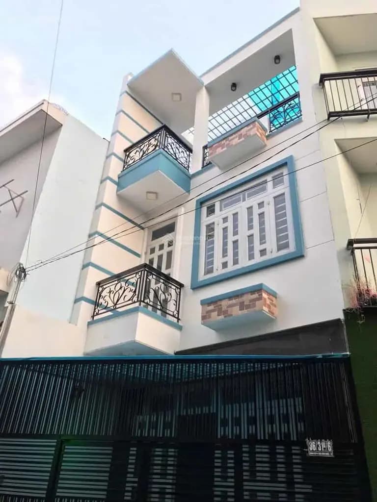NGUYÊN CĂN HẺM XE TẢI ĐƯỜNG SỐ 4 THÔNG KDC SÔNG ĐÀ,ĐỐI DIỆN VẠN PHÚC ,3 TẦNG GIÁ 13TR
