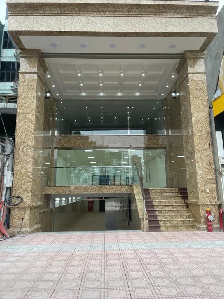 Main-Cho thuê Mặt bằng kinh doanh 212m2 thông sàn 7 tầng tại phố Hoàng Ngân Hà Nội-3