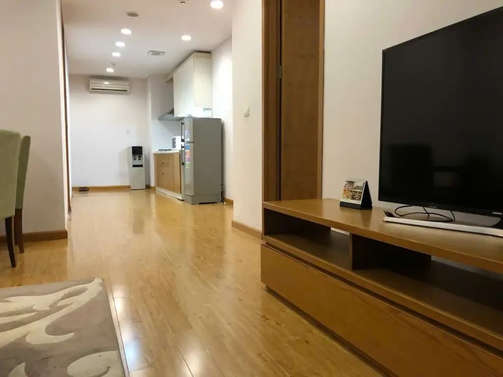 Cho thuê Căn hộ chung cư 70m2 giá 14 triệu tại Đường Nguyễn Hoàng - TÒA DOLPHIN PLAZA