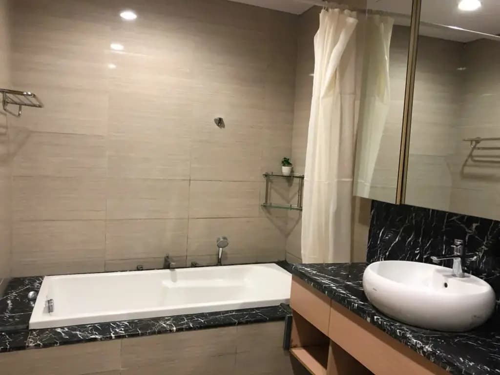 Main-Cho thuê Căn hộ chung cư 70m2 giá 14 triệu tại Đường Nguyễn Hoàng - TÒA DOLPHIN PLAZA-7