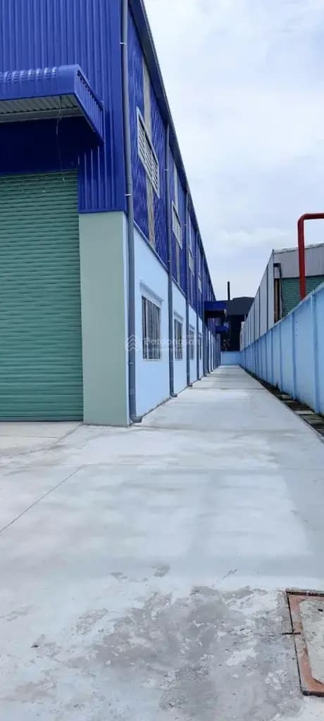 Main-Cho thuê 2800m2 xưởng mới 100% Tân Uyên, giá: 220 triệu/tháng, PCCC tự động, đường cont-1