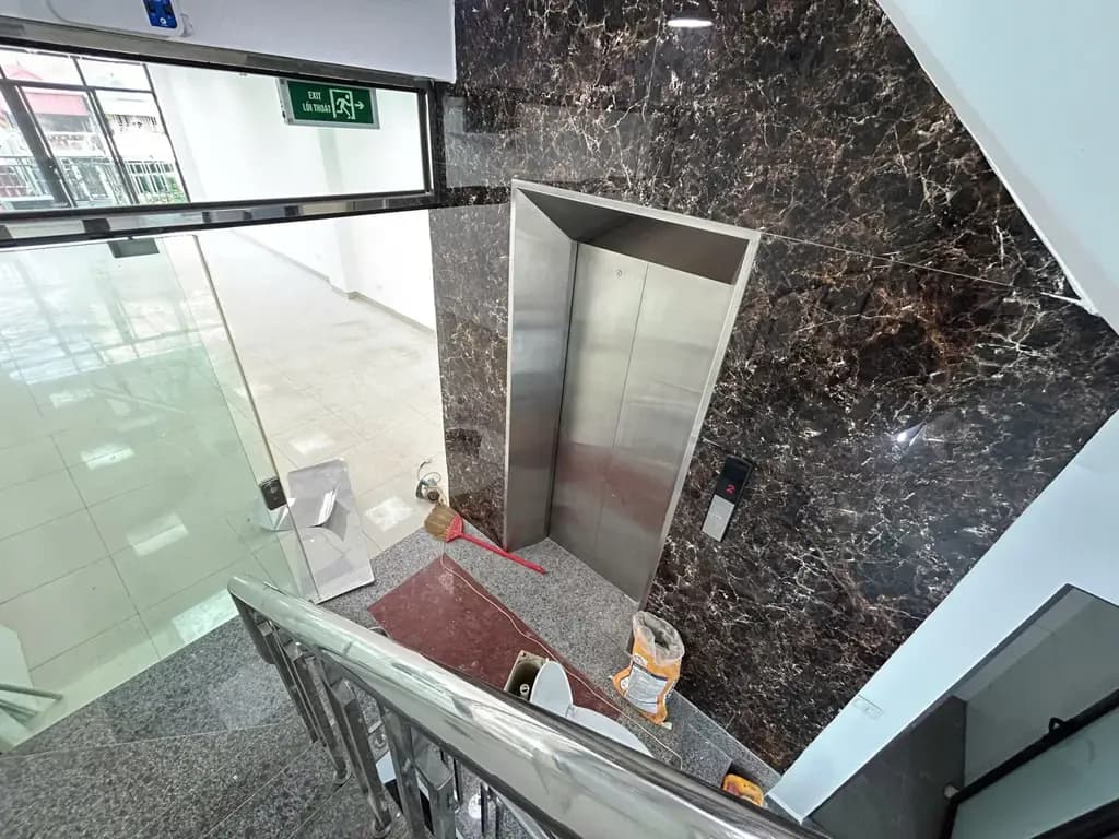 Main-Cho thuê nhà mặt phố Trần Đăng Ninh Cầu Giấy - 7 nổi 1 hầm, 68tr-6