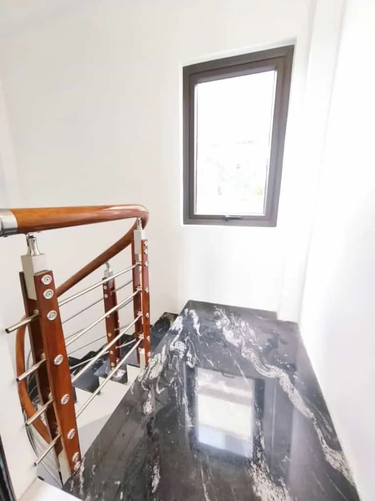 Main-Bán nhà phố Hồng Mai 25m2*5 tầng, MT 3.2m, giá 6 Tỷ-2