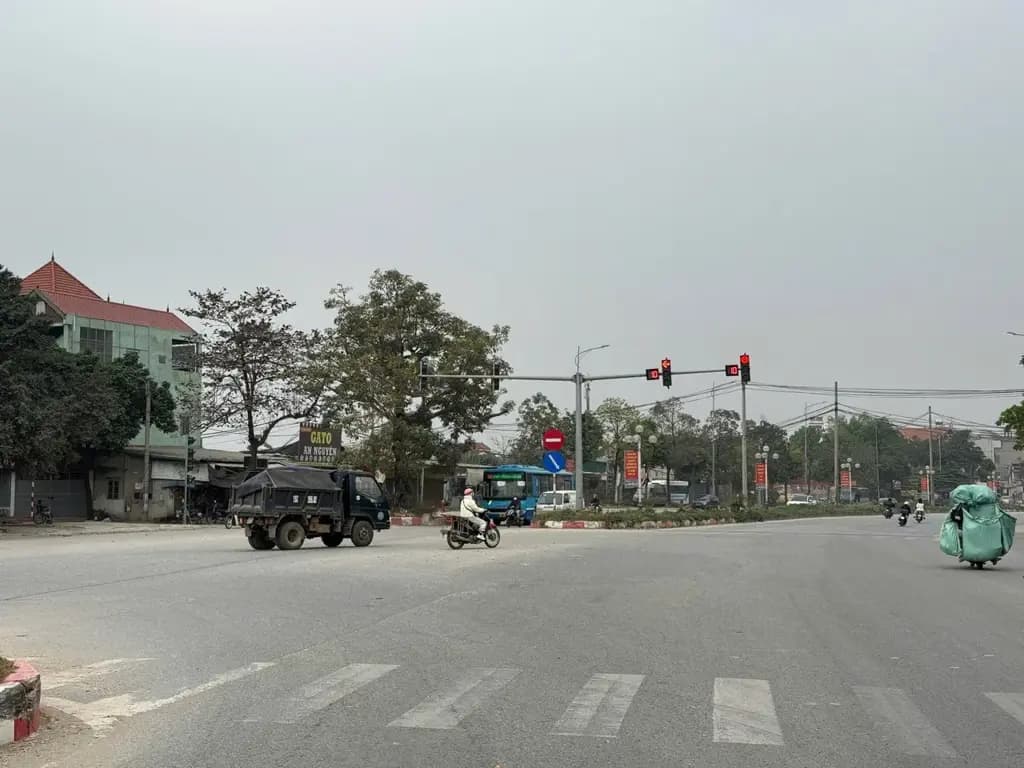 Main-Bán Đất 100m2 có sẵn 100 m2 thổ cư giá 1.7 tỷ tại Xã Phú Cát Huyện Quốc Oai Hà Nội-1