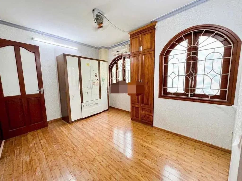Main-Cho thuê nhà nguyên căn Nguyễn Lương Bằng, Đống Đa - Chỉ 8tr/tháng-2