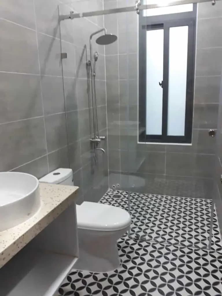 Main-CHÍNH CHỦ BÁN GẤP CĂN NHÀ HẺM XE TẢI THÔNG, GIÁ TỐT-3