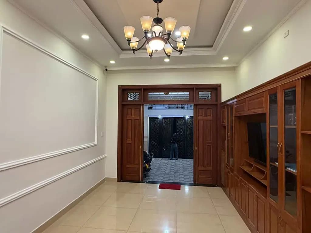 Main-Bán nhà mặt tiền Phường Hiệp Bình, Ngay sau TTTM Gigamall Thủ Đức, 84m2, 4 tầng, Sân đậu xe 7 chỗ-1