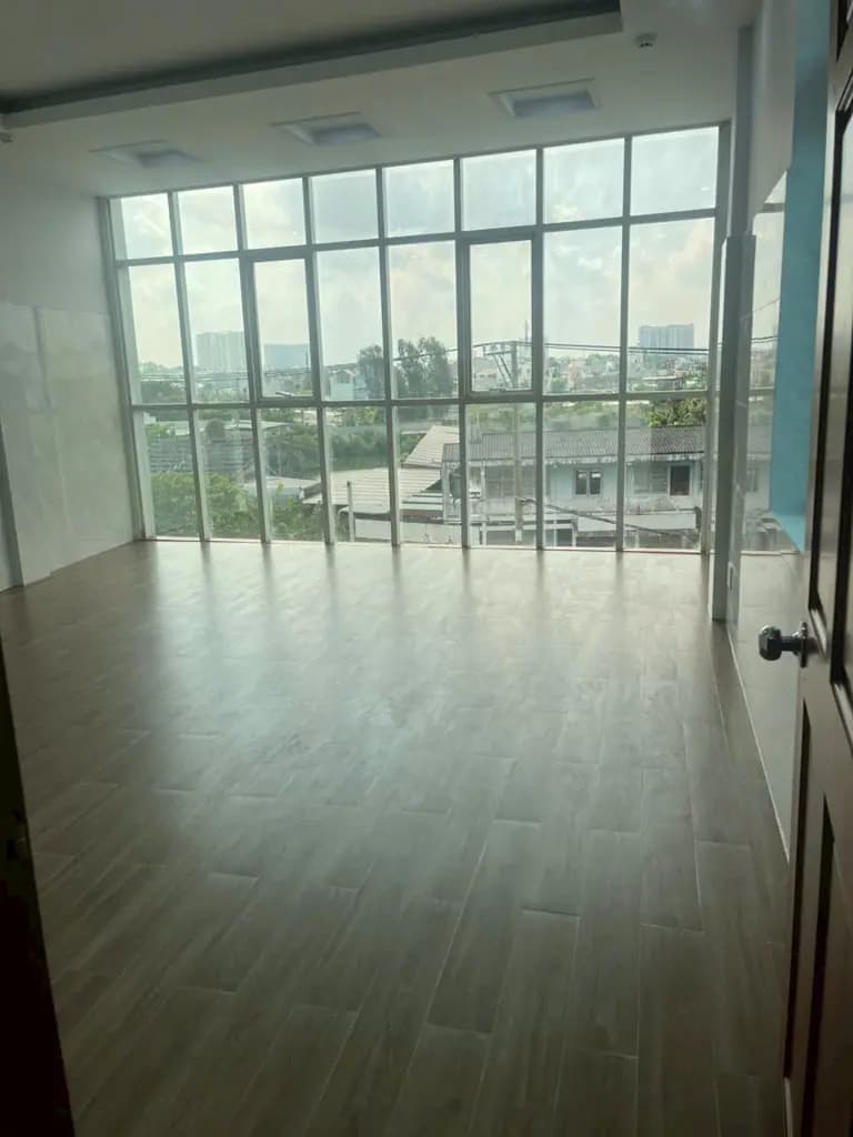 Main-Cho thuê tòa 3 tầng nguyên căn kha vạn cân-4