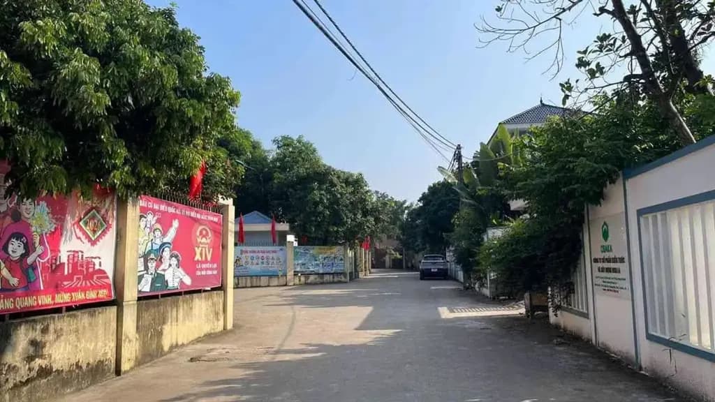 Main-CẮT LỖ BÁN HƠN 1 TỶ ĐỒNG TRẠNG _CỔ ĐÔNG-2