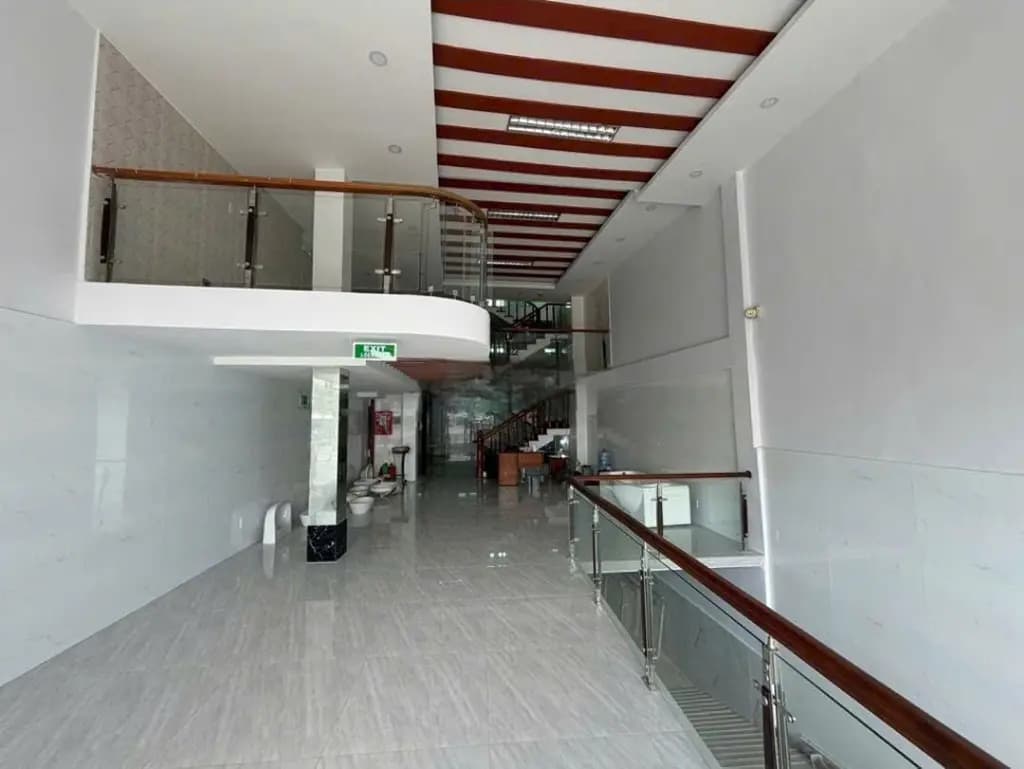 Main-Cho thuê tòa 3 tầng nguyên căn kha vạn cân-1