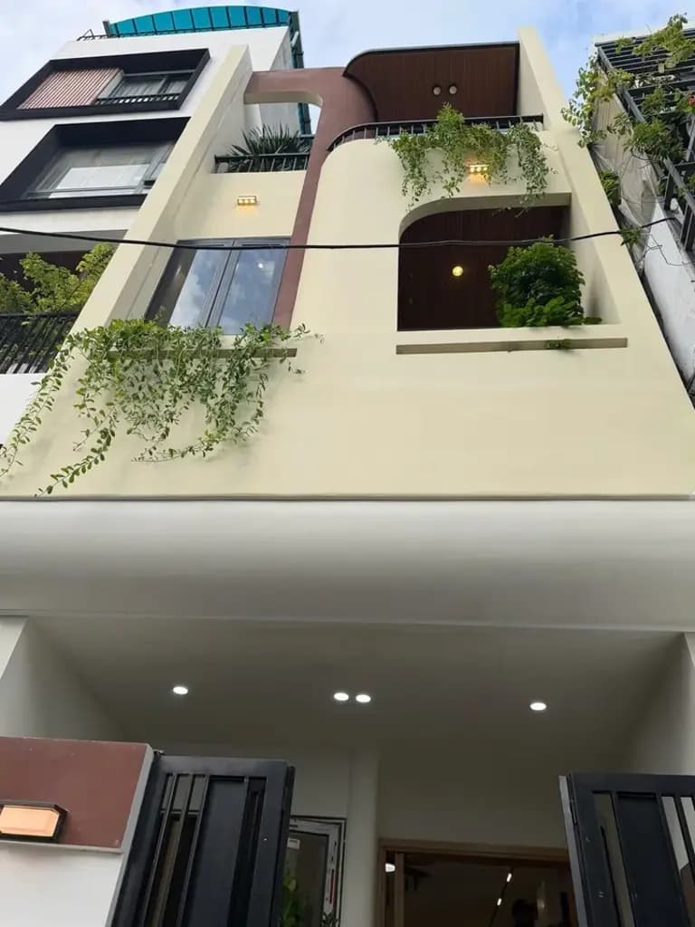 🔥 NHÀ 3 TẦNG – BỒN SỤC JACCUZI SÂN THƯỢNG – CÁCH BIỂN ~40M 🌊💥 63,2M² | 3PN | 3WC | GIÁ 7,2 TỶ💰DÒNG TIỀN 720 TRIỆU/NĂM