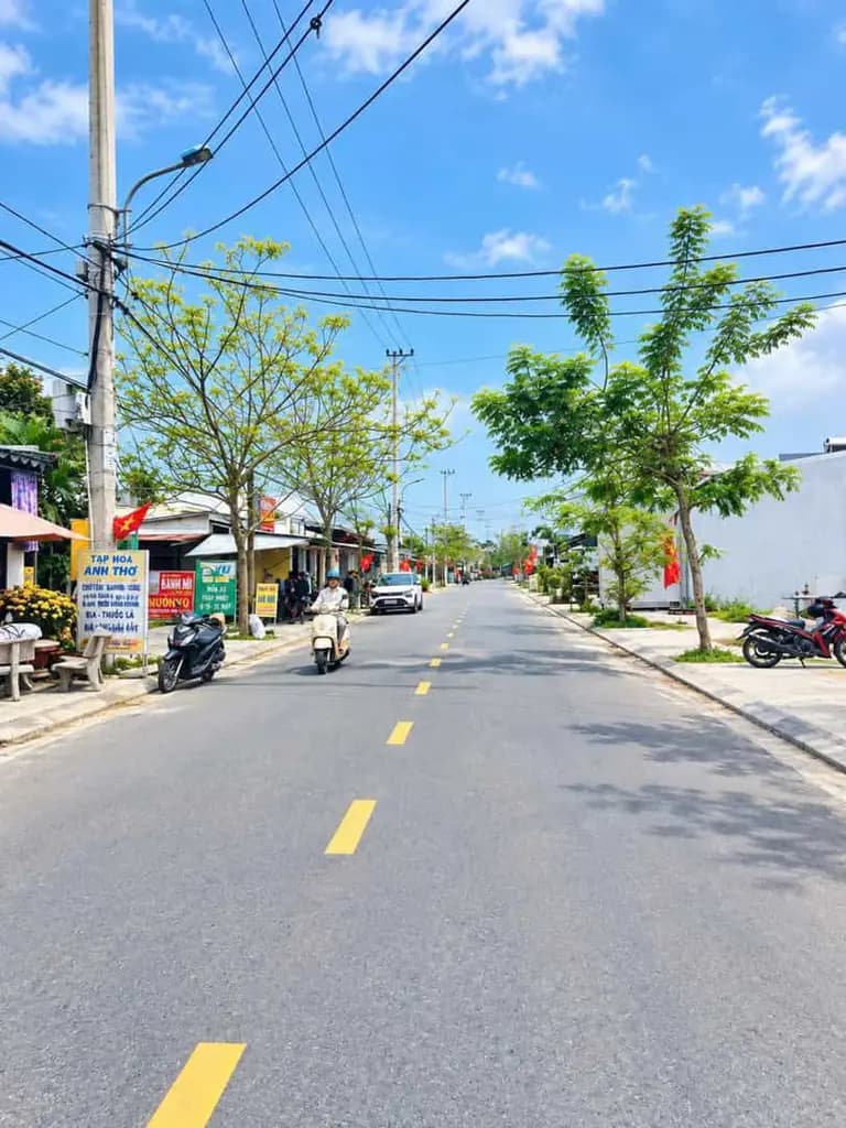 Main-HÀNG HIẾM – Lô góc 2 mặt tiền, thị trấn Nam Phước-1