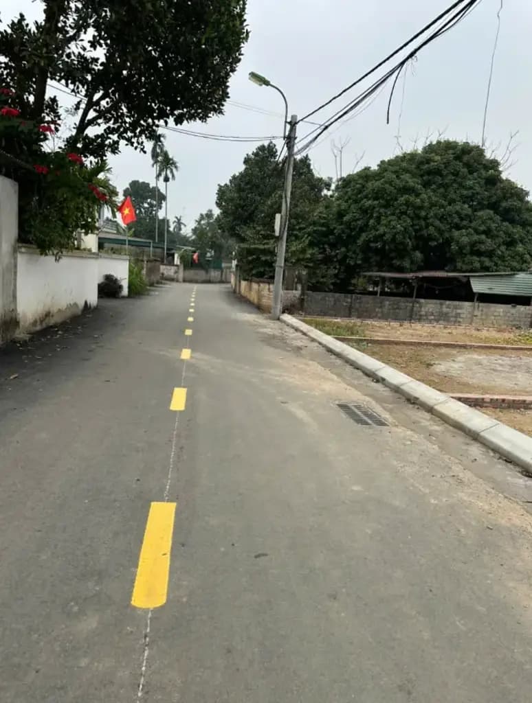 Main-Bán Đất 100m2 có sẵn 100 m2 thổ cư giá 1.9 tỷ tại Phường Xuân Khanh Thị xã Sơn Tây Hà Nội-2