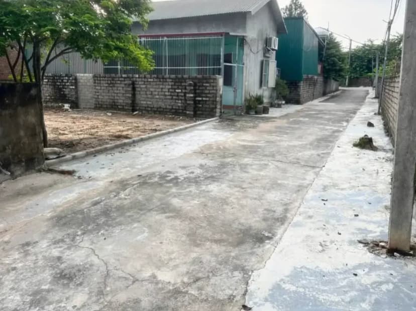 Bán Đất 100m2 có sẵn 100 m2 thổ cư giá 1.9 tỷ tại Phường Xuân Khanh Thị xã Sơn Tây Hà Nội