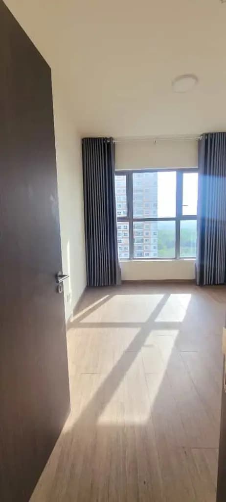 Main-Cho thuê 3PN2WC - Giá 18 triệu/tháng nội thất cơ bản - Celesta Rise-4