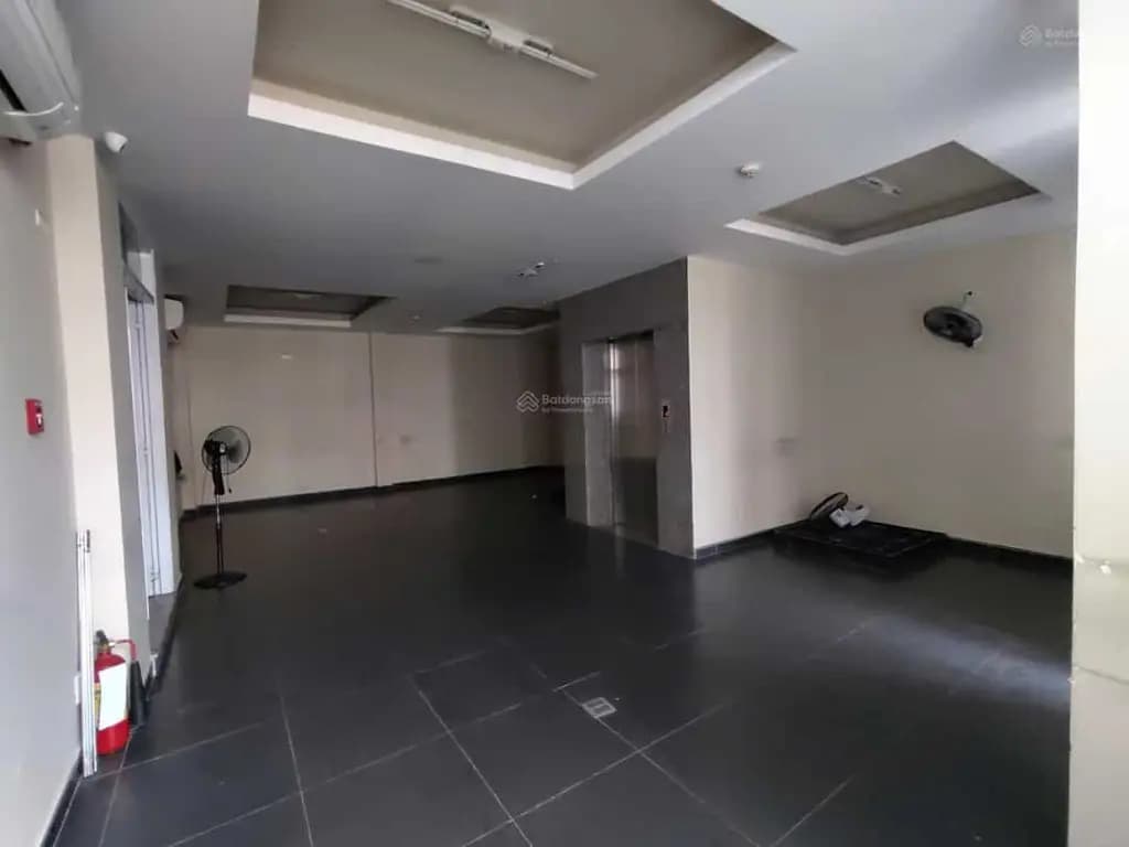 Main-Biệt thự Q.10_Giá Rẻ (Hầm + 4 tầng+Thang máy)Gía: 158tr/m2-3