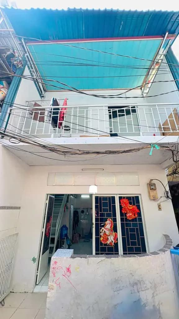 NHÀ RẺ TRUNG TÂM Q8, BỀ NGANG LỚN