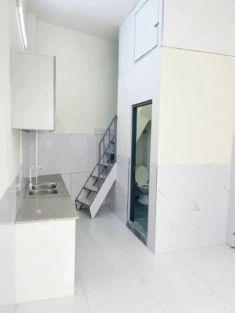 Main-Bán nhà Xuân Thới Đông, SHR, giá 2,25 Tỷ _ KT 3x8m, 2 tầng, hẻm xe hơi-2