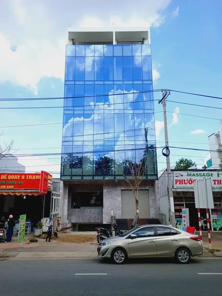 CHO THUÊ TOÀ NHÀ MỚI 100% - MT VÕ NGUYÊN GIÁP