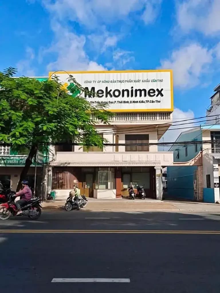 Main-Cho thuê nhà mặt tiền Trần Hưng Đạo ngang 10M-0