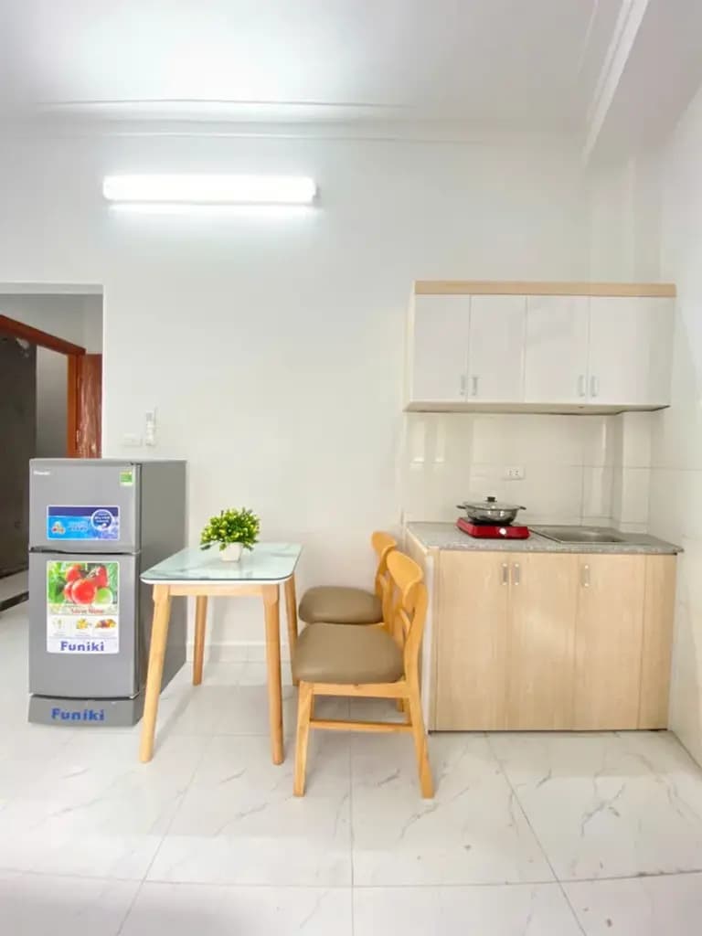 Main-Cho Thuê Ccmn 24m thoáng sáng Full đồ đẹp Ngõ 281 Trần Khát Trân, HBT-3