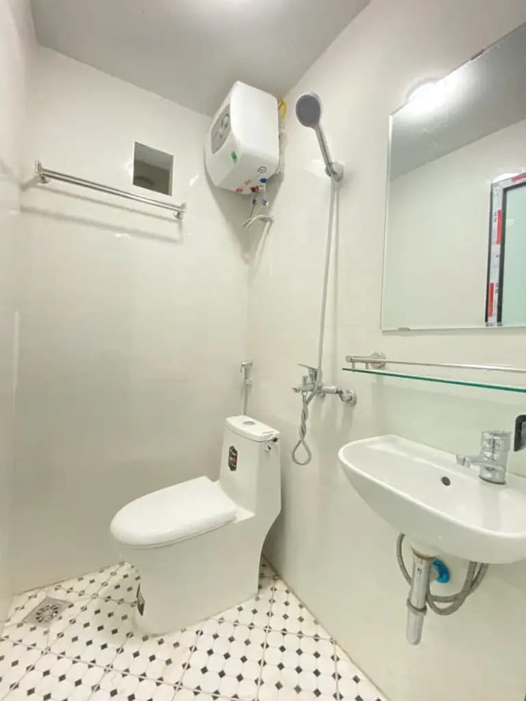 Main-Cho Thuê Ccmn 24m thoáng sáng Full đồ đẹp Ngõ 281 Trần Khát Trân, HBT-4
