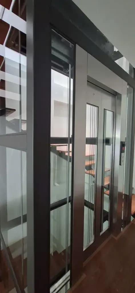 Main-Cho thuê nhà mới xây tại mặt phố Trung Kính, Yên Hòa, Hà Nội.-2
