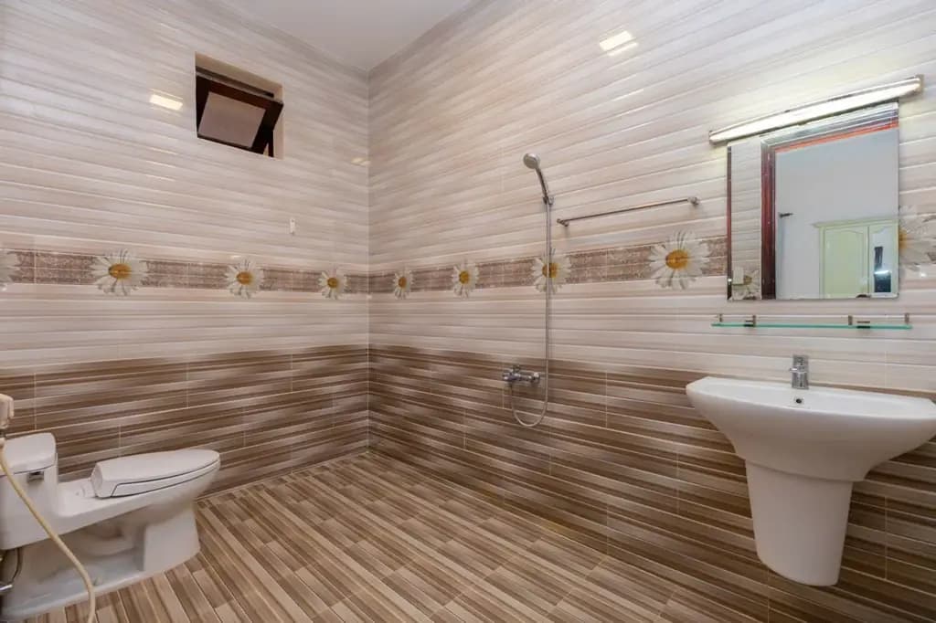 🔥 CHO THUÊ BIỆT THỰ HỒ BƠI MẶT TIỀN VÕ THỊ SÁU – 240M² – 4PN – 25 TRIỆU/THÁNG 🔥
