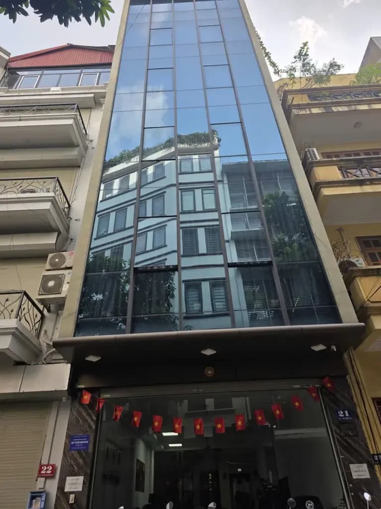 Cho thuê Nhà mặt phố 90m2 , tại Đường Nguyễn Khang Phường Yên Hoà Quận Cầu Giấy Hà Nội