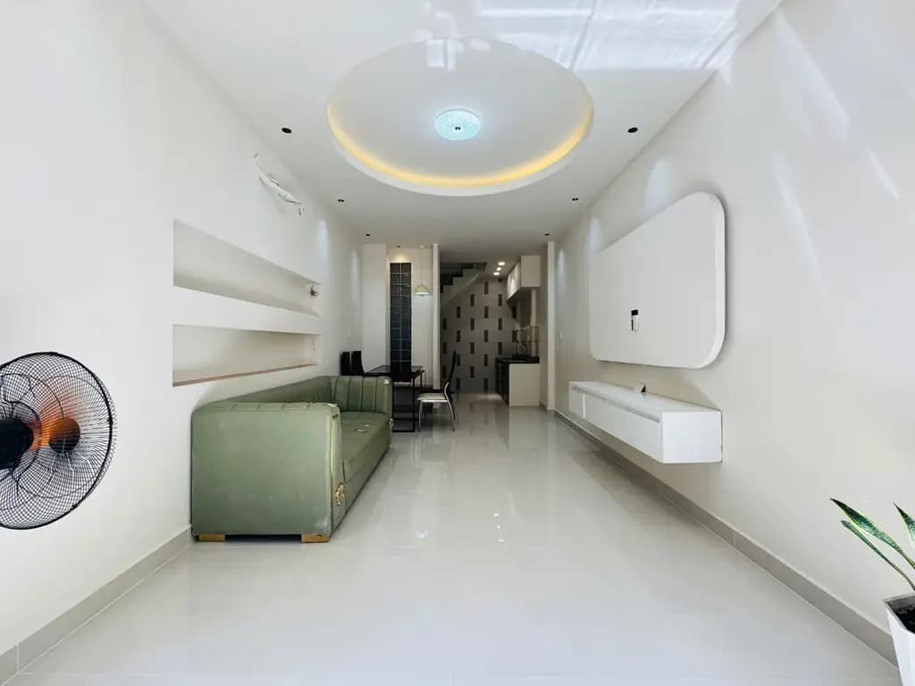 Main-Bán nhà 32m2-8,09 tỷ, 3 lầu mới xây 5PN, hẻm ô tô trung tâm quận 3-4