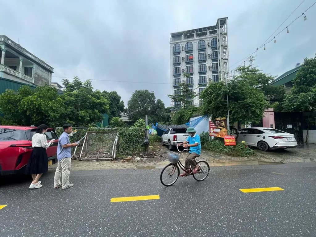 Main-Bán Đất 100m2 có sẵn 100 m2 thổ cư giá 1.7 tỷ Gần khu công nghệ cao và tổ hợp Đại học QG 2,5km-0