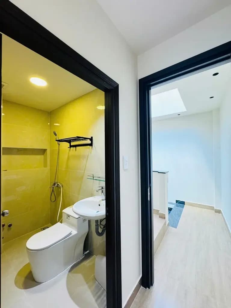 Main-Bán nhà 32m2-8,09 tỷ, 3 lầu mới xây 5PN, hẻm ô tô trung tâm quận 3-7