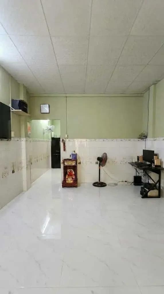 Main-Bán Nhà Quận Bình Tân 30m2 - Bình Trị Đông, Hẻm Thông 3m-2