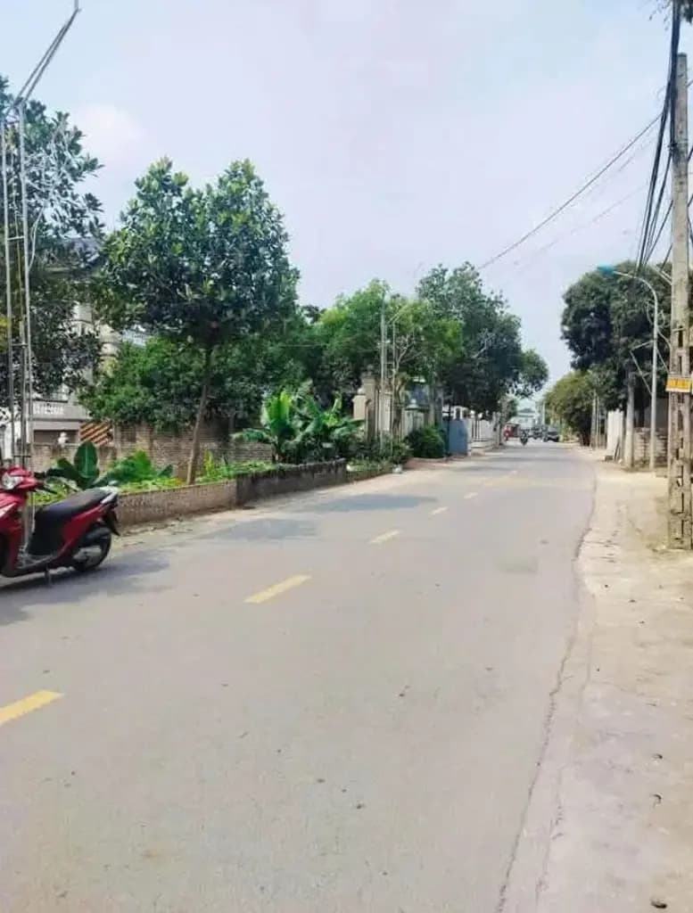 Main-Bán Đất 100m2 có sẵn 100 m2 thổ cư giá 2 tỷ tại Xã Phú Cát Huyện Quốc Oai Hà Nội-0