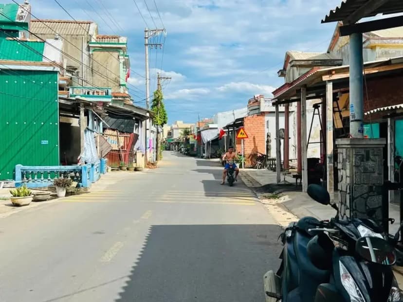 🔥 CĂN NHÀ ''ĐẸP'' NGAY TRỤC ĐƯỜNG CHÍNH HOÀI HẢI – SÂN SAU GIÁP SÔNG CỰC CHILL! 🌿🏡