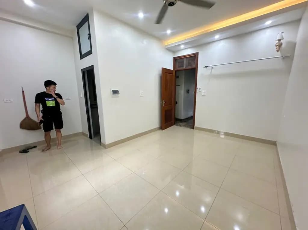 Main-Cho thuê văn phòng Vạn Phúc 70 m2/tầng gồm 2 phòng làm việc-4