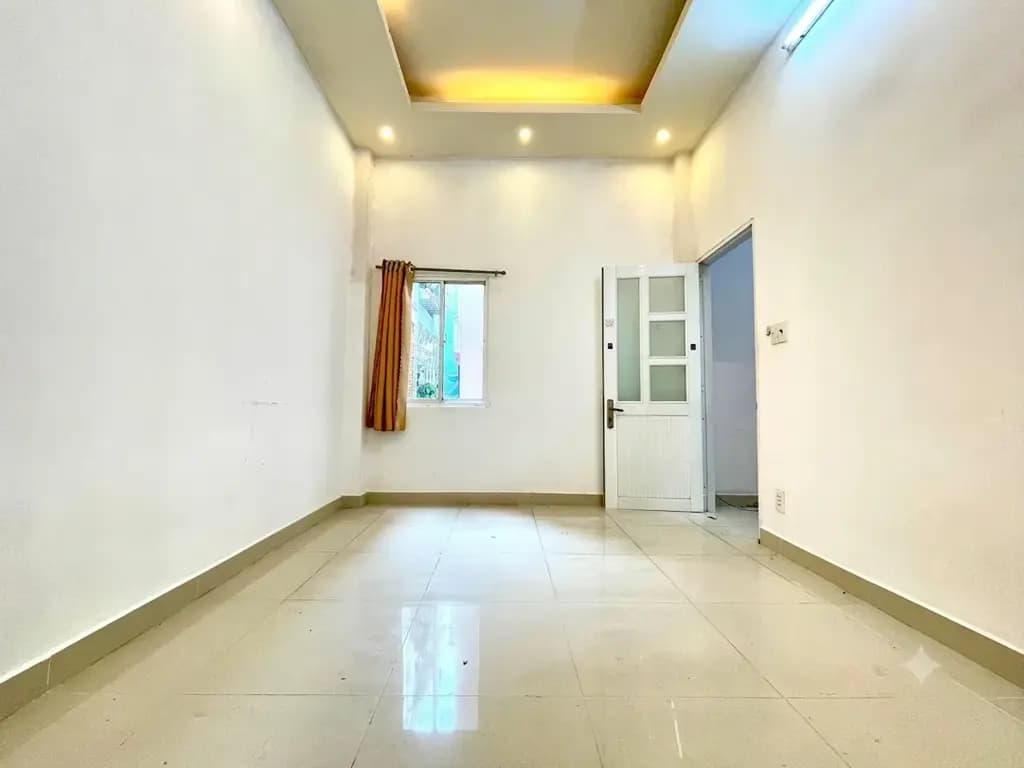 Main-Bán Nhà 42m2 - 3 lầu - nhỉnh 5 tỷ hẻm ga bác ngay Võ Duy Ninh-4