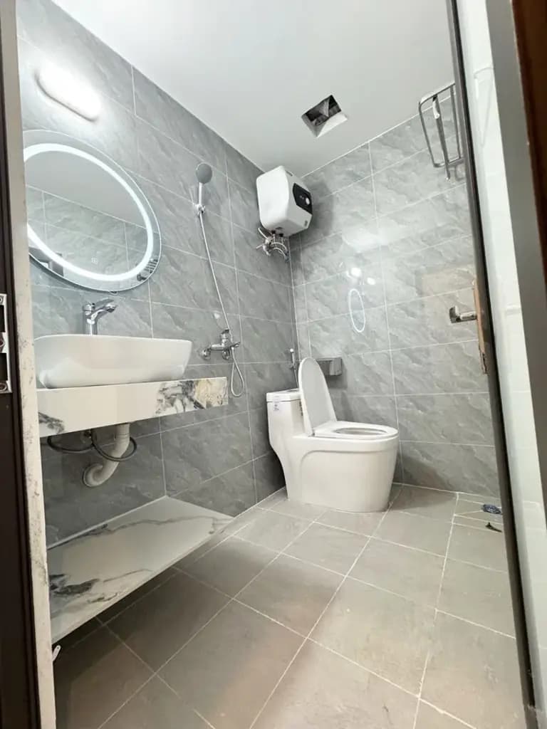 Main-Bán Nhà riêng 38m, 5 tầng full nội thất, sát trường ĐH Thăng Long-2