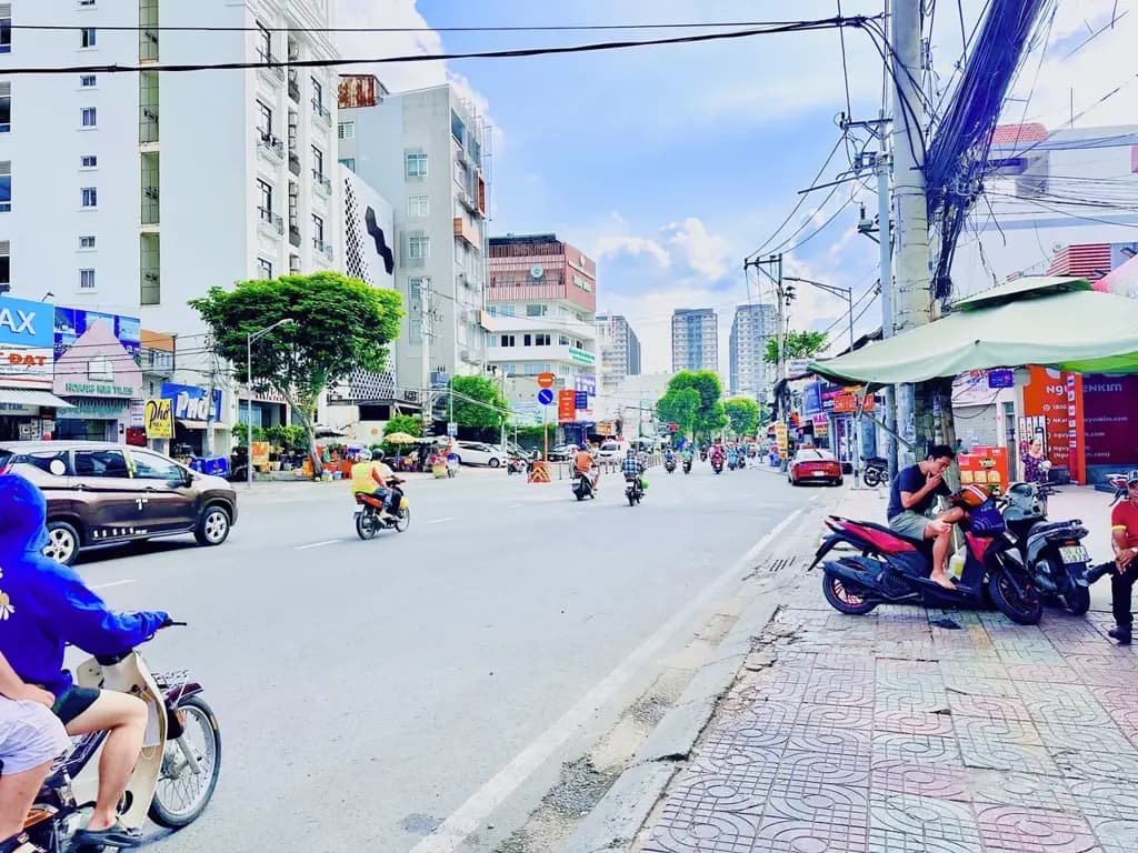 Main-❇️❇️ Cho Thuê Nhà Mặt Tiền: 9-11 Nguyễn Thị Thập - Quận 7 - 36x19.5m, 2 tầng-2