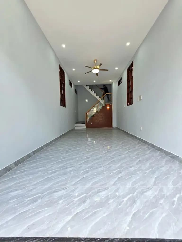 Main-Chủ cần bán gấp nhà 3 tầng giá 5,35 tỷ đường Gò Xoài Phường Bình Hưng Hòa Quận Bình Tân TP. Hồ Chí Minh-2