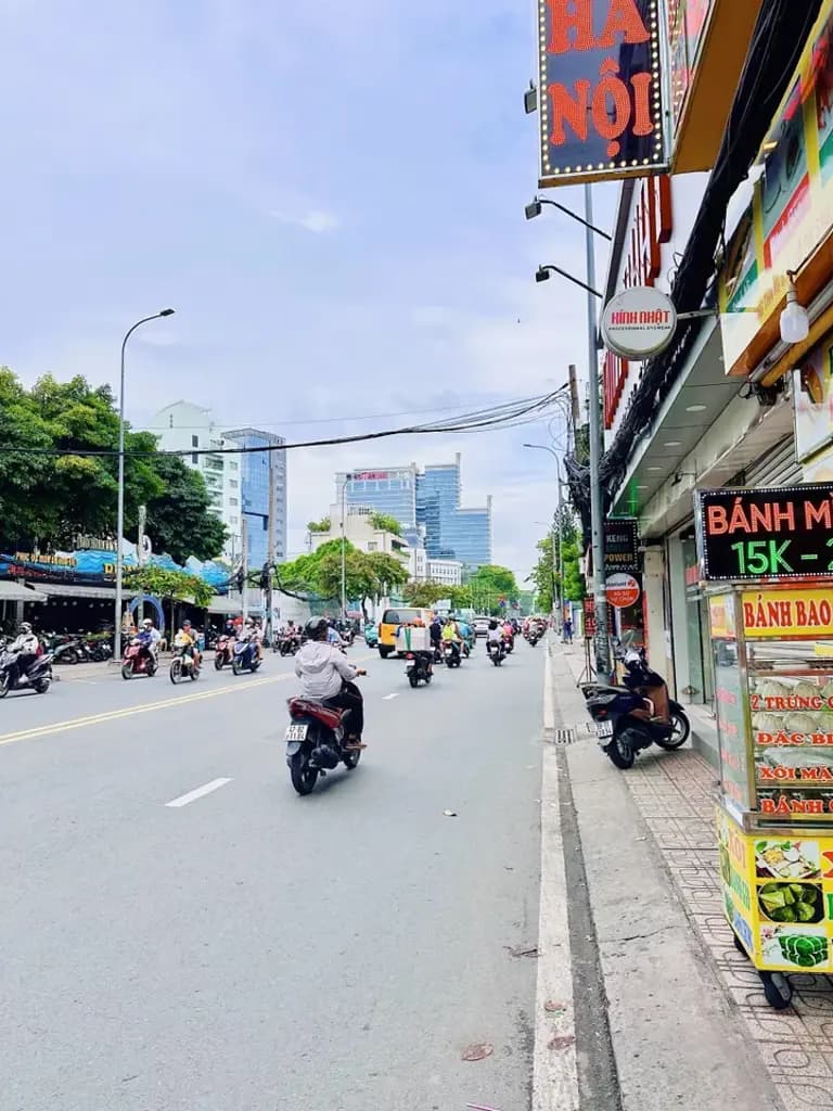 Main-❇️❇️ Cho Thuê Nhà GÓC 2MT: 44-46 Cách Mạng Tháng 8 - Quận 3 - 8x15m, 3 tầng-1